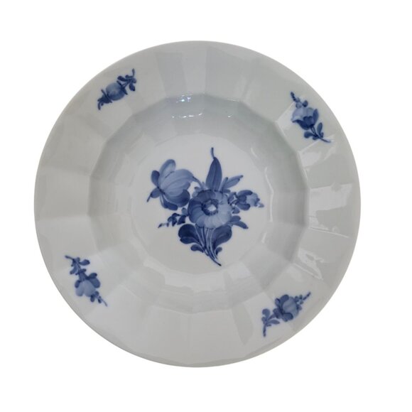 Royal Copenhagen Denmark Set of 4 Blue Flowers Large Ribbed Rim Soup Bowls 8546